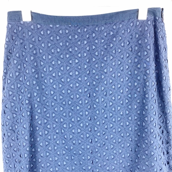 Boden Navy Blue Crochet Eyelet Pencil Skirt Size US 2R - Picture 2 of 5